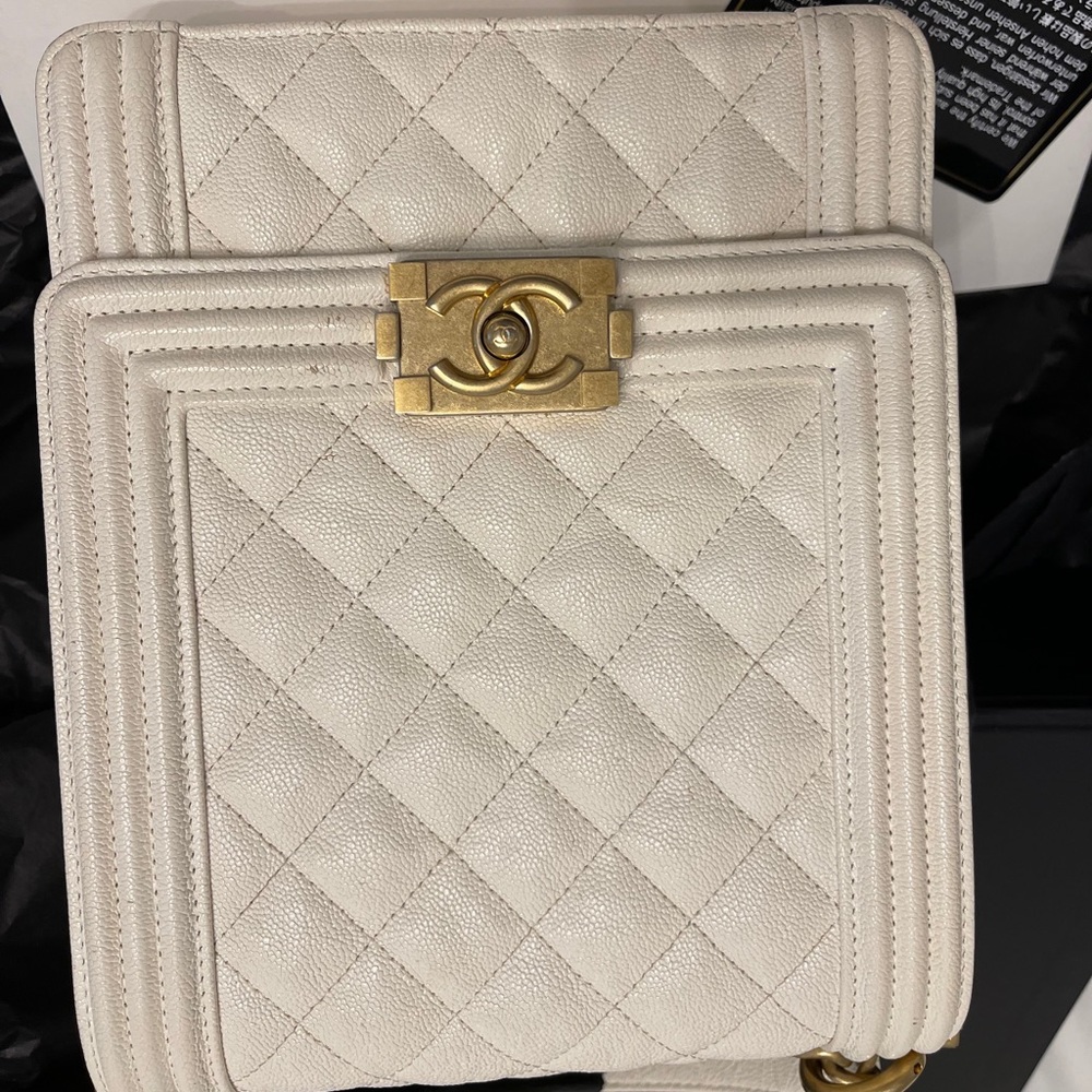 2019 Chanel cruise edition